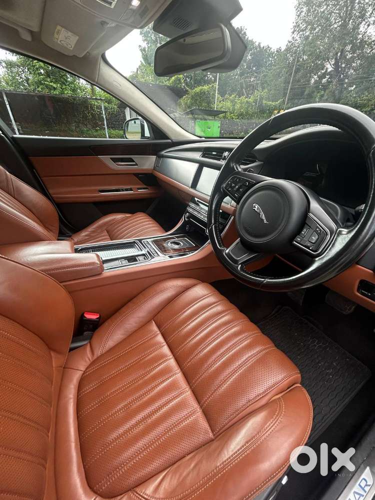 Jaguar Xf (2017)