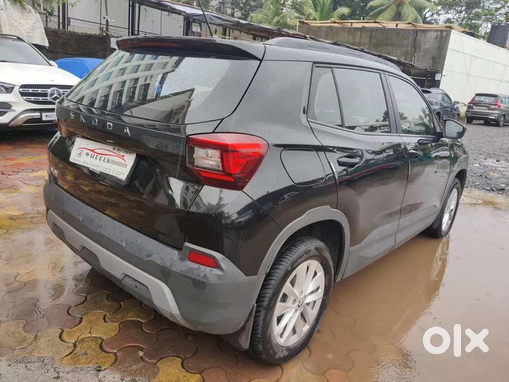 Skoda Kylaq Signature At, 2025, Petrol
