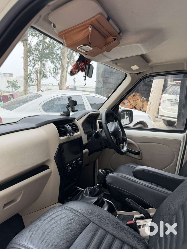 Mahindra Scorpio Classic 2.2 S 11 Mt 7 Cc, 2024, Diesel
