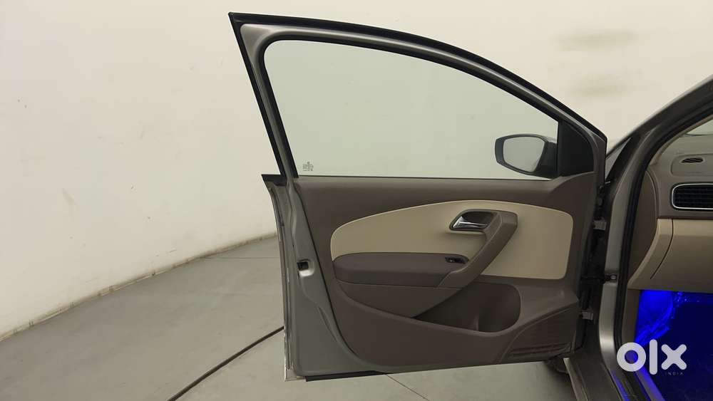 Skoda Rapid [2016-2020] 1.5 Style Plus Tdi At, 2016, Diesel