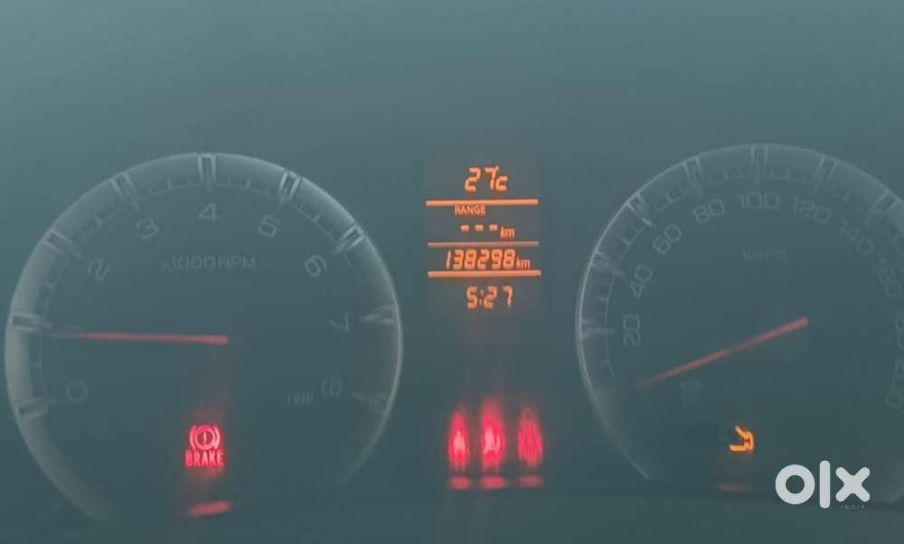 Maruti Suzuki Swift Vvt Zxi, 2012, Petrol