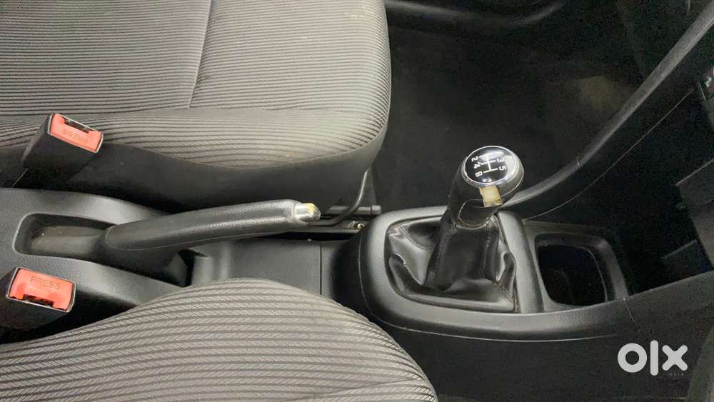 Maruti Suzuki Swift Zxi, 2014, Petrol