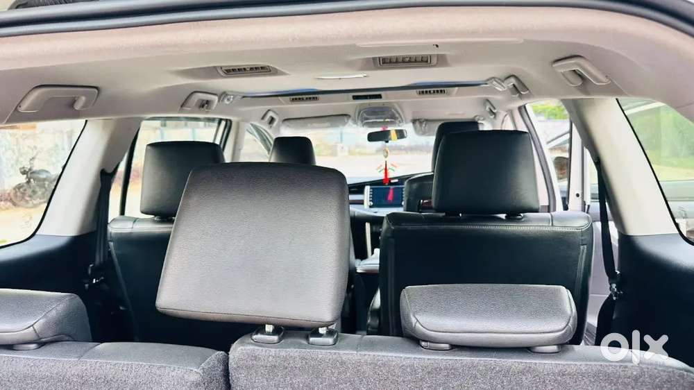 Toyota Innova Crysta 2021