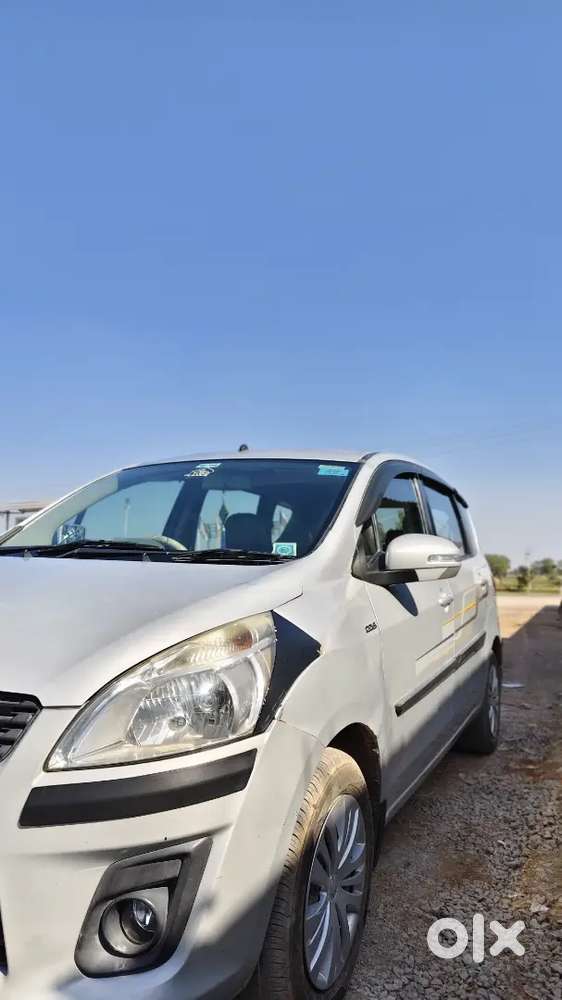 Maruti Suzuki Ertiga 2013 Diesel 74000 Km Driven