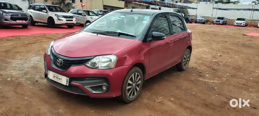 Toyota Etios Liva Vx Dual Tone, 2017, Petrol