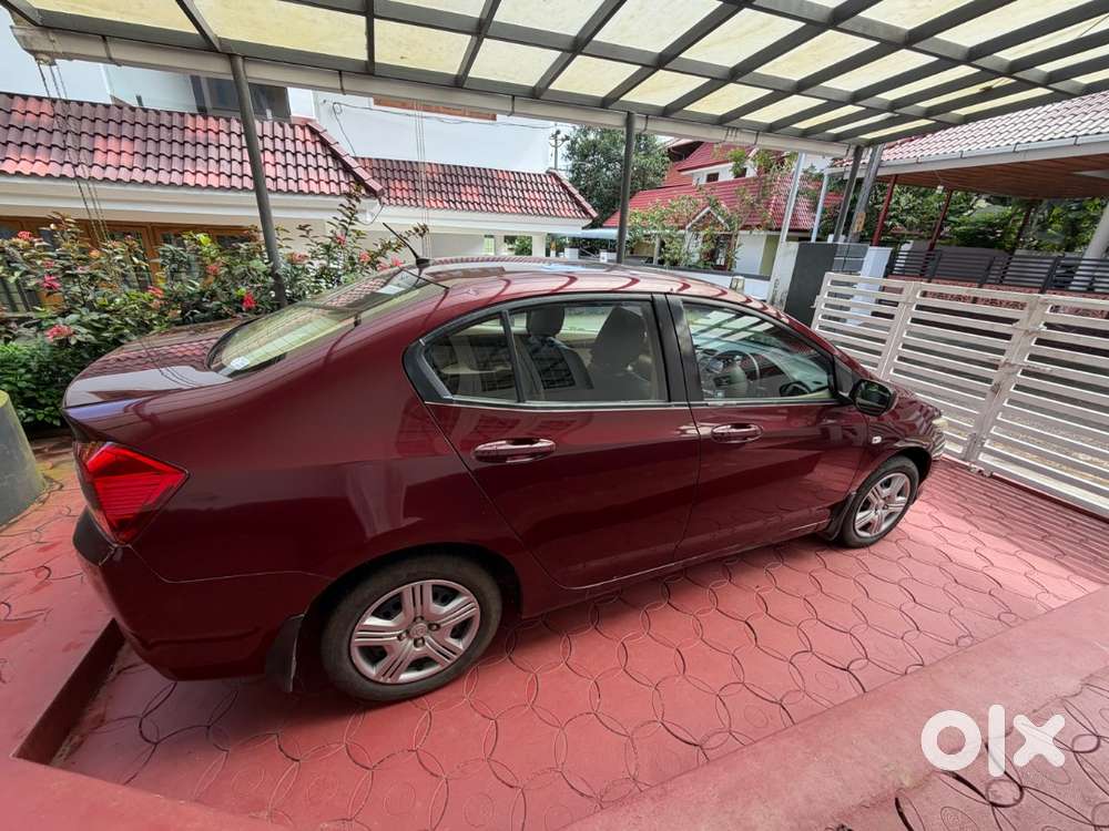 Honda City E