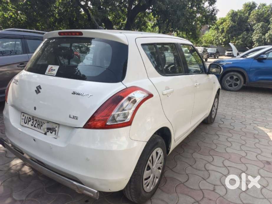 Maruti Suzuki Swift Lxi, 2016, Petrol