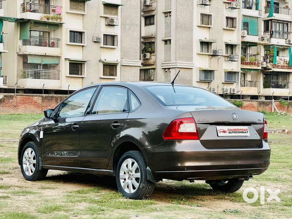 Skoda Rapid 1.5 Tdi At Ambition, 2014, Diesel