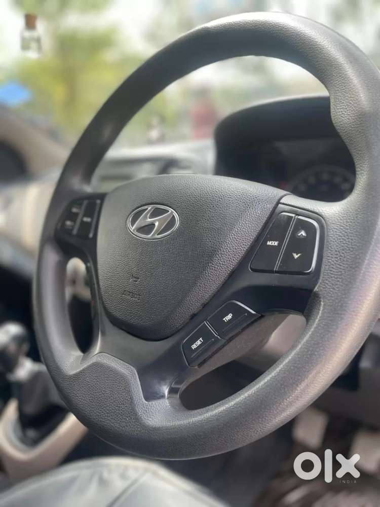 Hyundai Grand I10 Sportz 1.2 Kappa Vtvt, 2016, Petrol