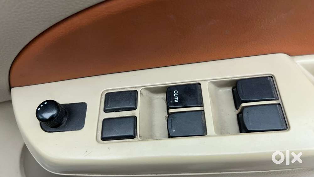 Maruti Suzuki Swift Dzire Vxi 1.2, 2014, Petrol