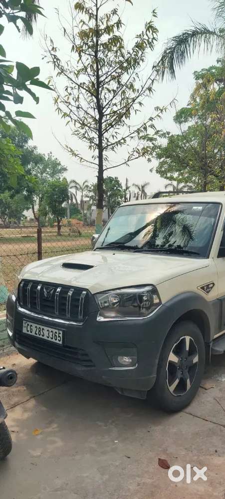 2025 Mahindra Scorpio Classic S White – Excellent Condition