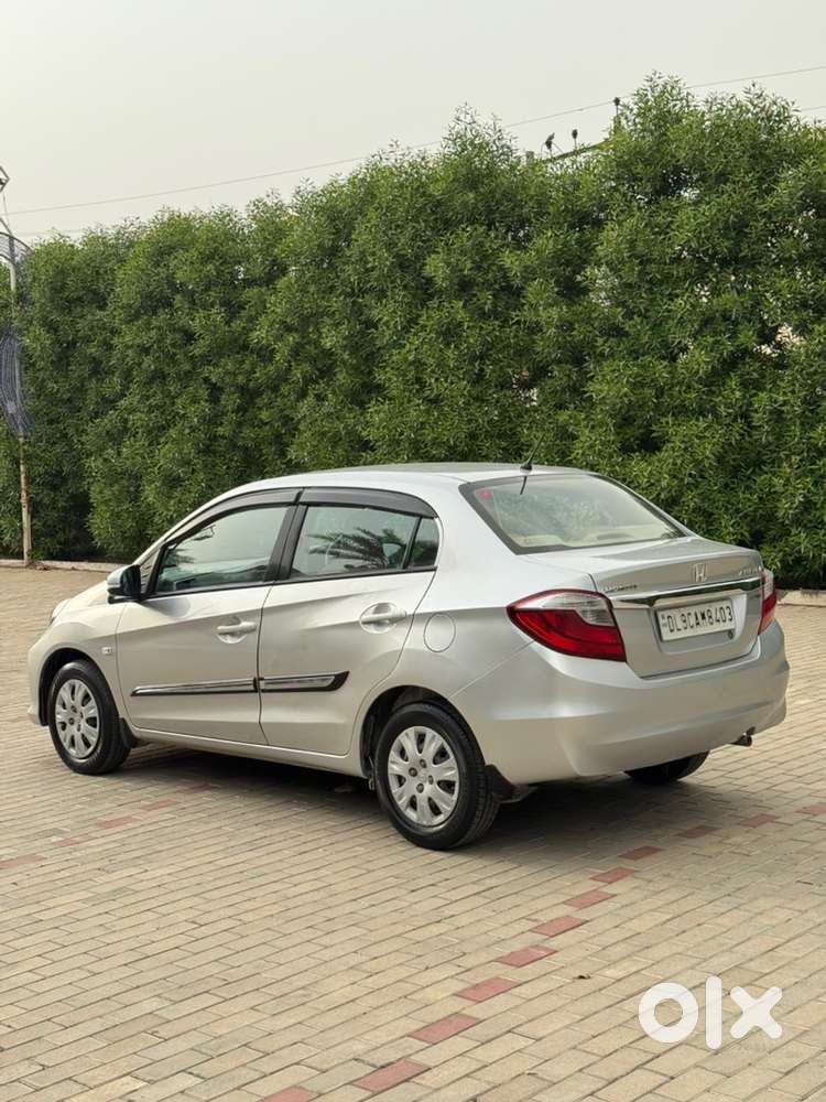 Honda Amaze 2017 Petrol 52000 Km Driven
