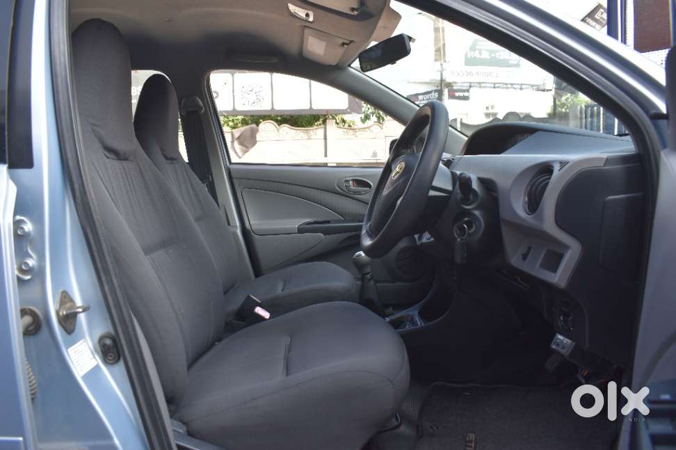 Toyota Etios 2010-2012 G, 2011, Petrol