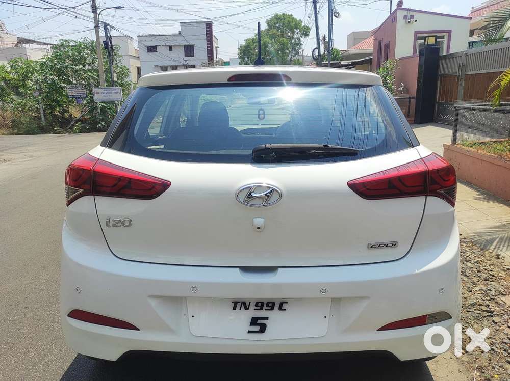 Hyundai I20 1.4 Asta (o) Crdi, 2015, Diesel