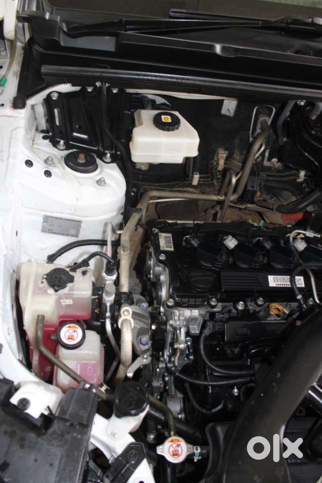 Toyota Innova Hycross 2.0 Zx Hybrid 7 Str, 2024, Petrol