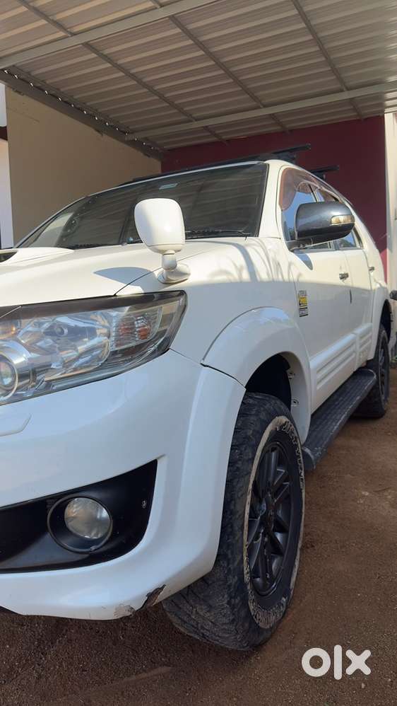 Toyota Fortuner Diesel 2012