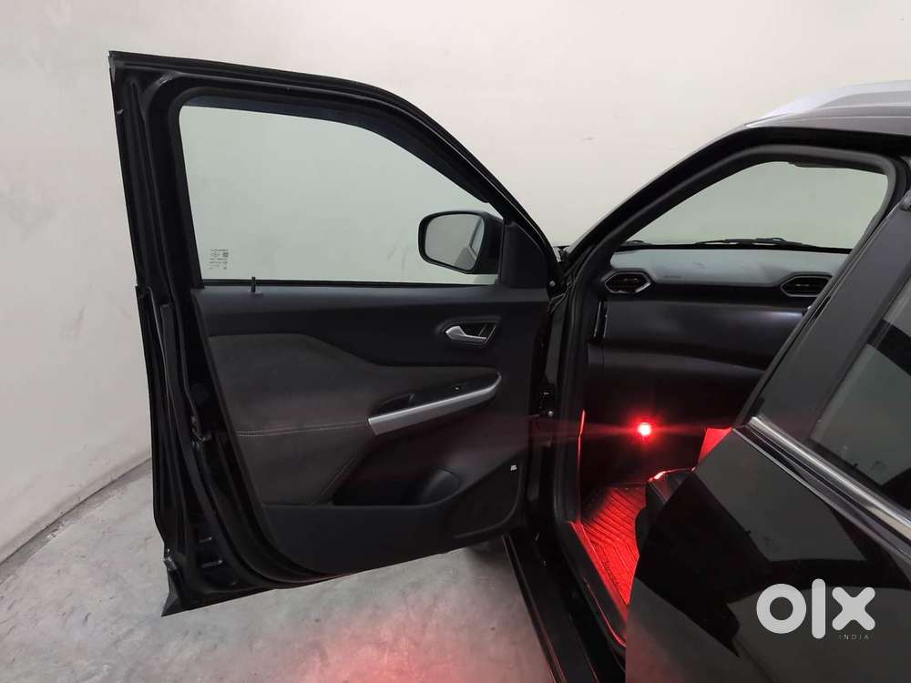 Nissan Magnite 1.0 Xv Premium Turbo Cvt, 2022, Petrol