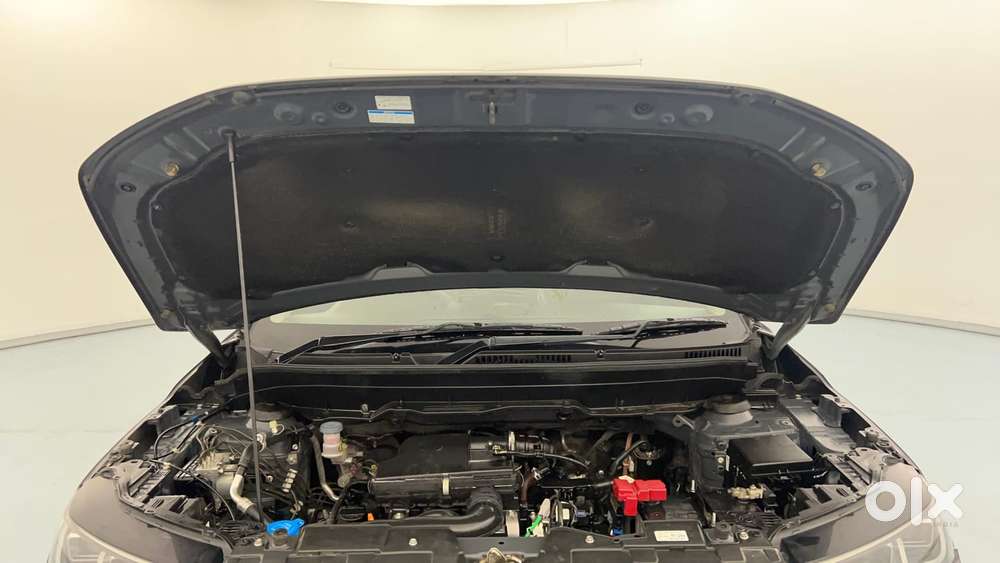 Maruti Suzuki Vitara Brezza 1.5 Zxi At, 2023, Petrol