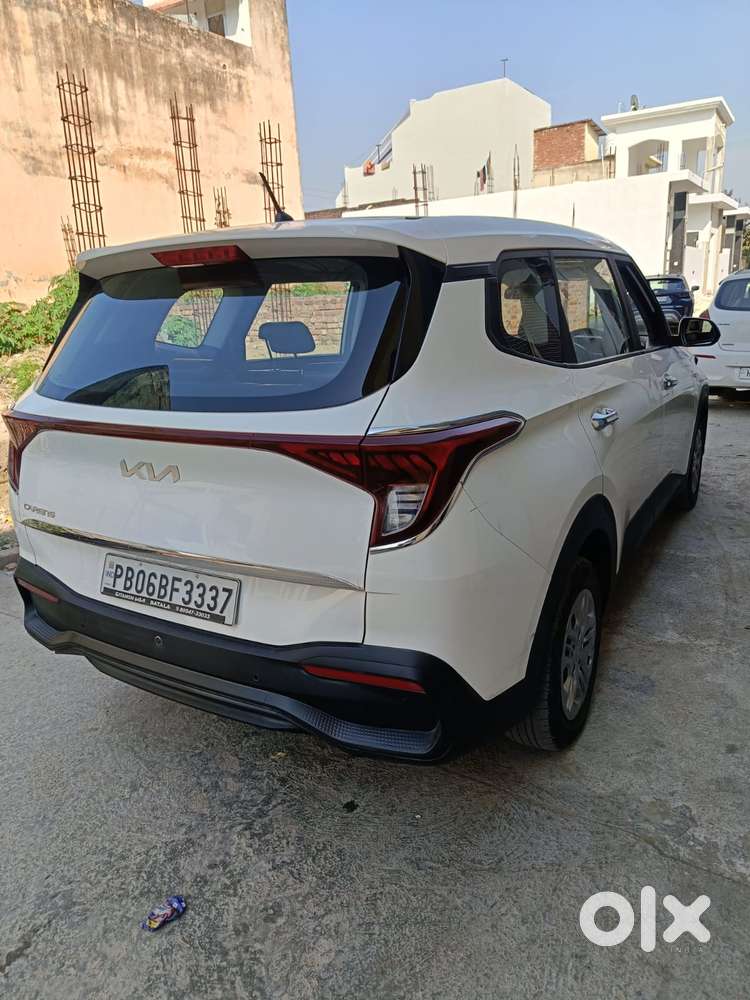 Kia Carens 1.4 Premium 7 Str, 2023, Petrol