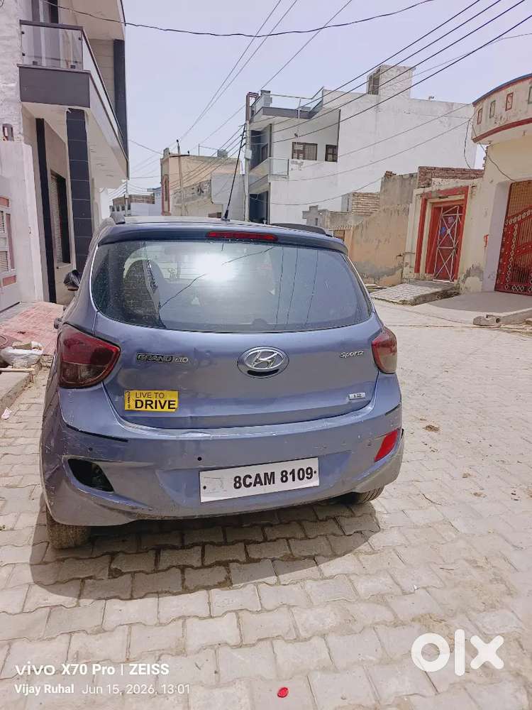 Hyundai Grand I10 Prime 2015 Petrol 120000 Km Driven