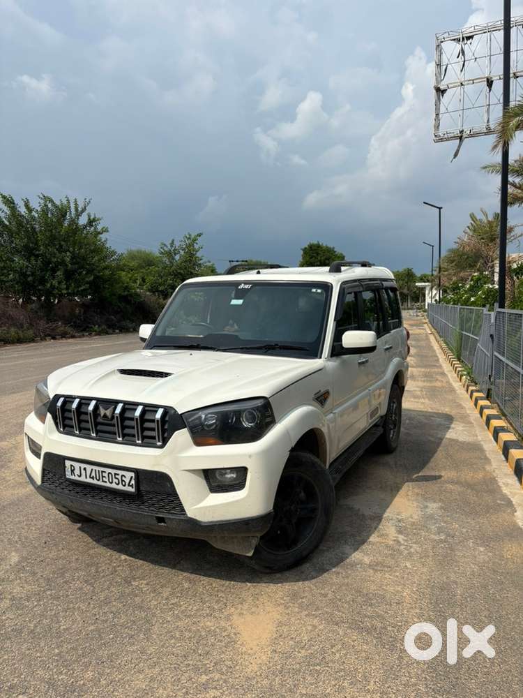 Mahindra Scorpio 2015 Diesel Well Maintained With Top Features