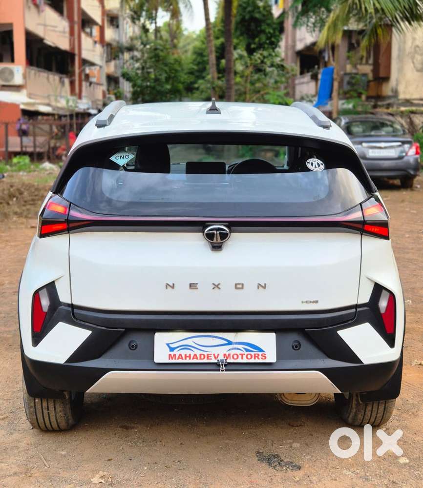 Tata Nexon Creative Plus 1.2 Revotron Petrol 6 Mt, 2025, Cng & Hybri..