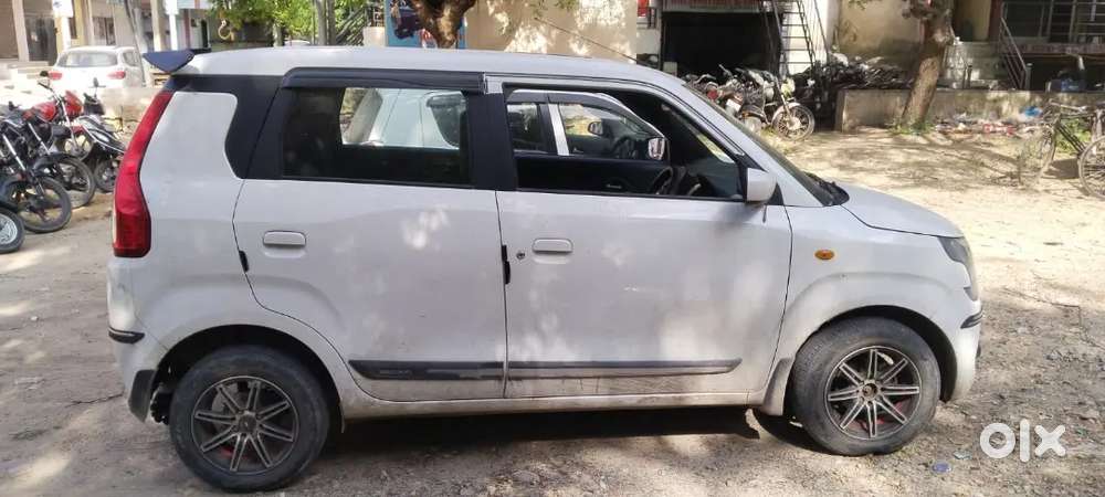 Maruti Suzuki Wagon R 1.0 2023 Cng & Hybrids Well Maintained
