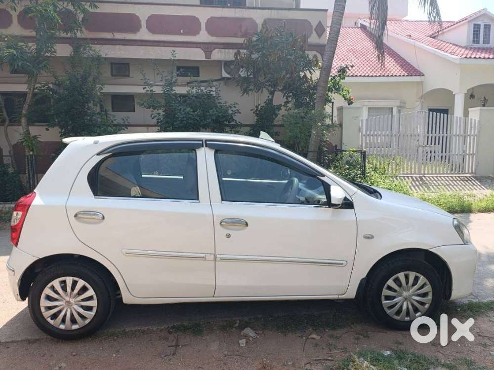 Toyota Etios Liva 1.2 G, 2016, Petrol