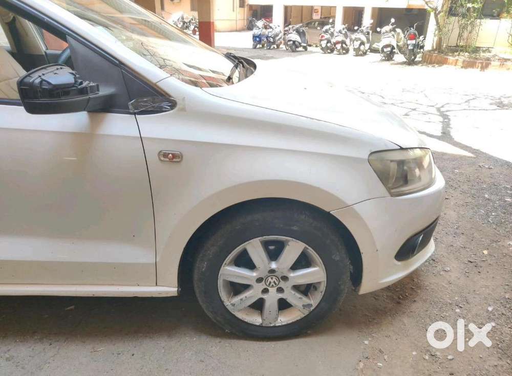Volkswagen Diesel 2011 Car