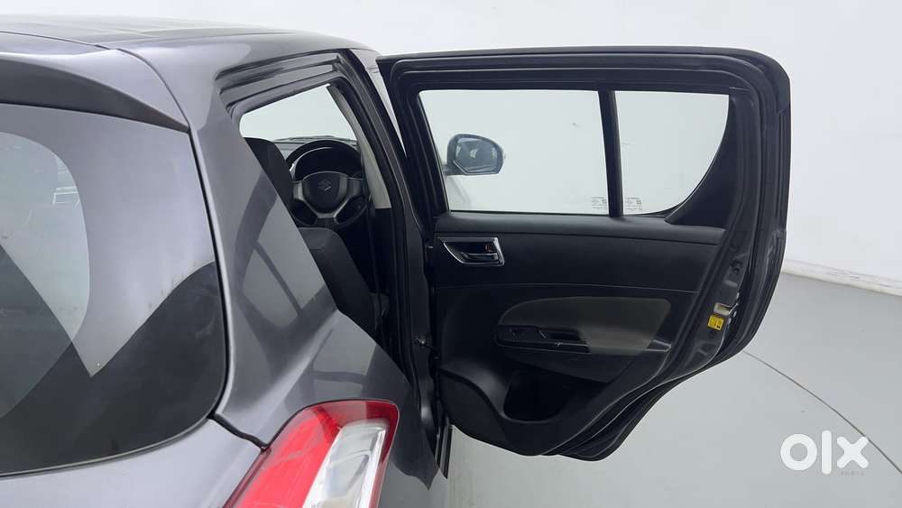 Maruti Suzuki Swift Vvt Vxi, 2016, Petrol