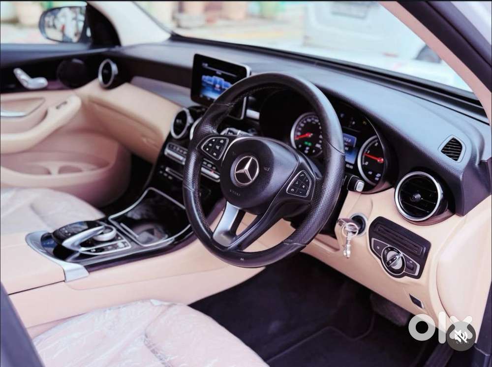 Mercedes-benz Glc 2016 Diesel Well Maintained