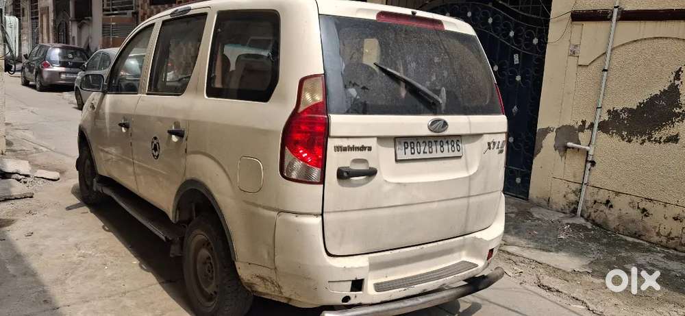Mahindra Xylo 2.5 D4 2012