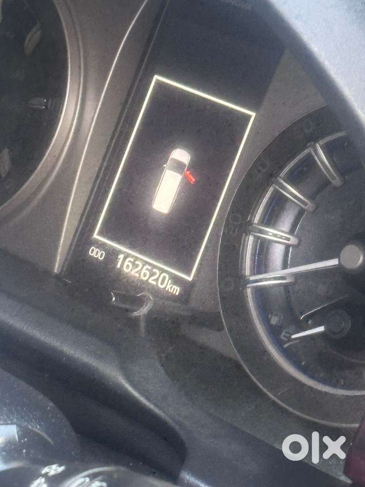 Toyota Innova Crysta 2.4 Vx Mt, 2017, Diesel