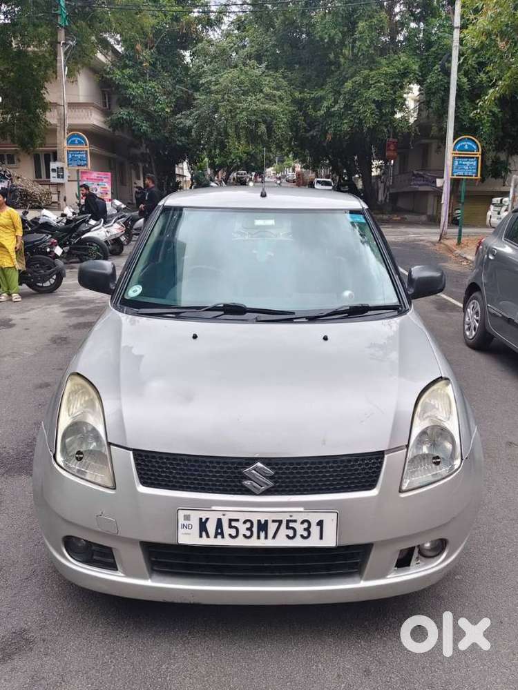 Maruti Suzuki Swift Vxi + Manual, 2007, Petrol