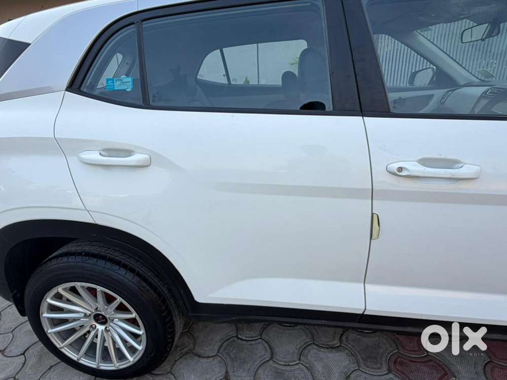 Doctor Hand Driven Car Brand New Car Gaddi Kise De Ghre Khdi Hai