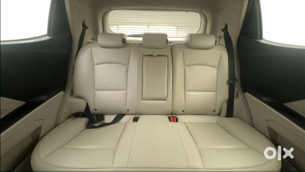 Mahindra Xuv300 W8 Option, 2022, Petrol