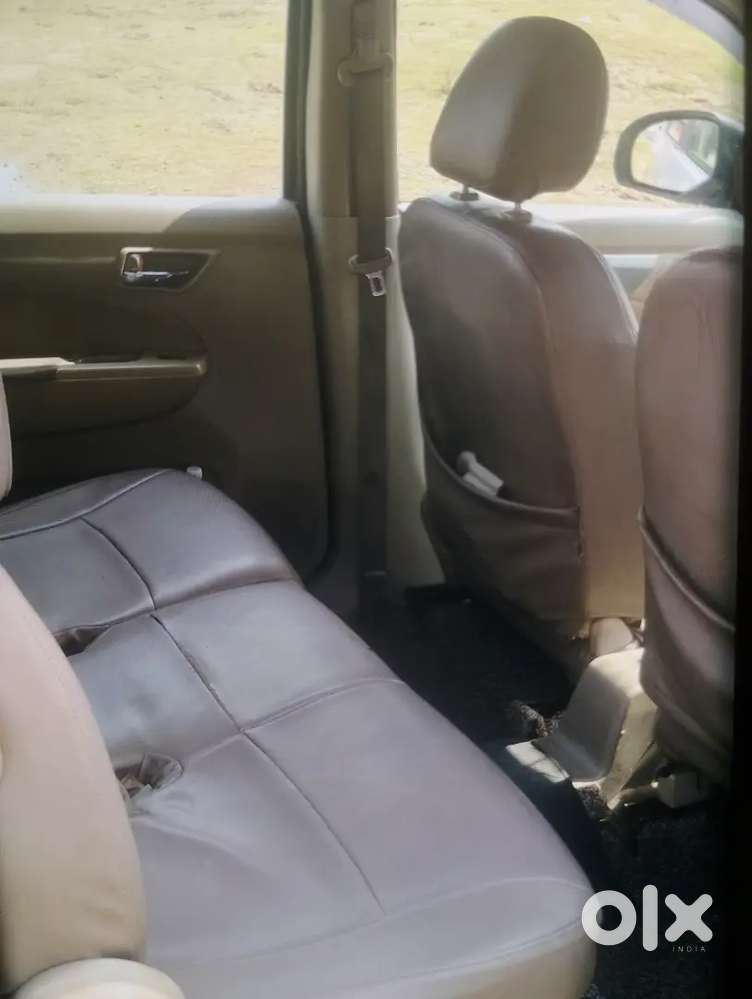 Maruti Suzuki Ertiga 2013