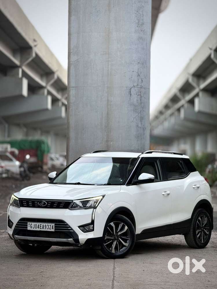 Mahindra Xuv300 W8 (o) 1.5 Diesel Amt, 2022, Diesel