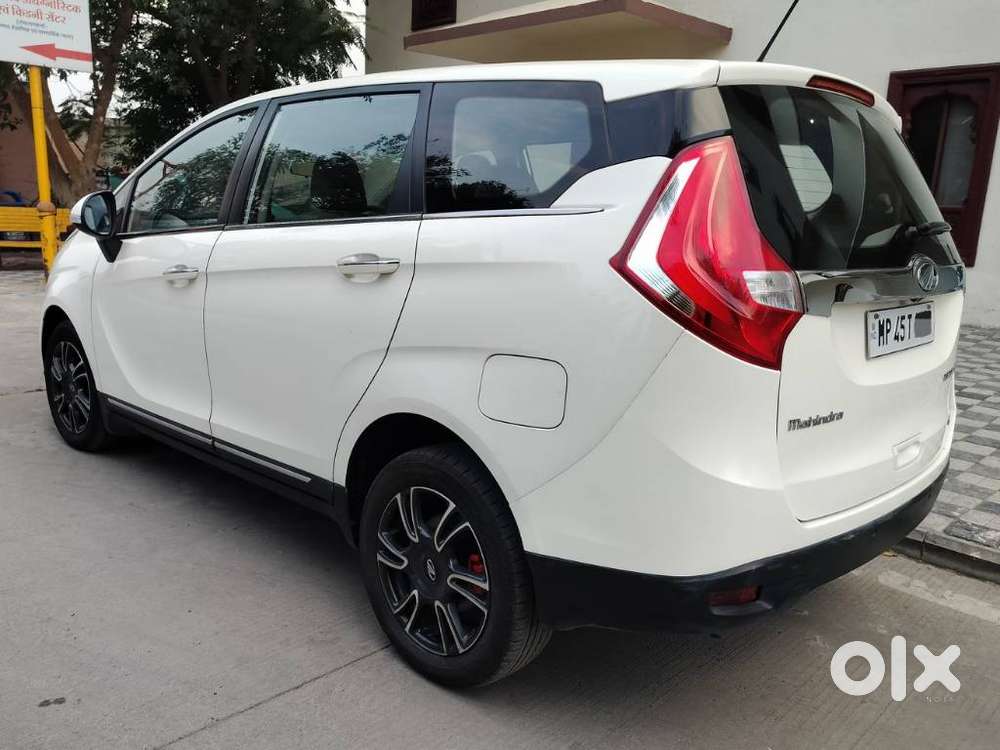 Mahindra Marazzo M6, 2021, Diesel