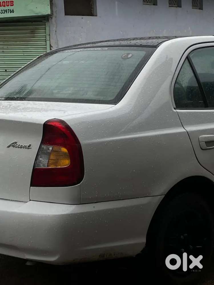Hyundai Accent 1.5 Executive 2004