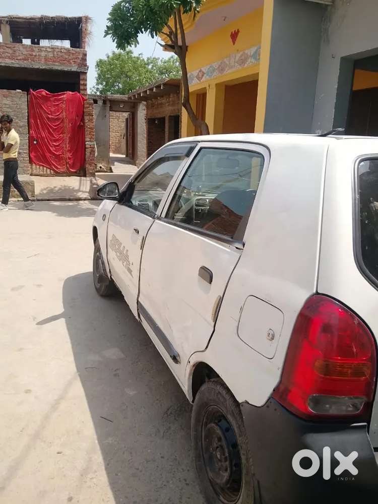 Gadi Bese Thik He Or Alag Se Cng Bhi Lagva  Rakhi He