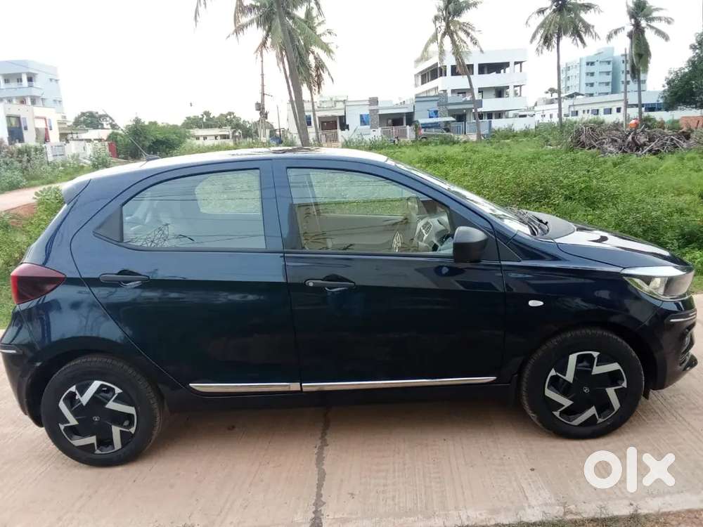 Tata Tiago 2025 Petrol 4700 Km Driven