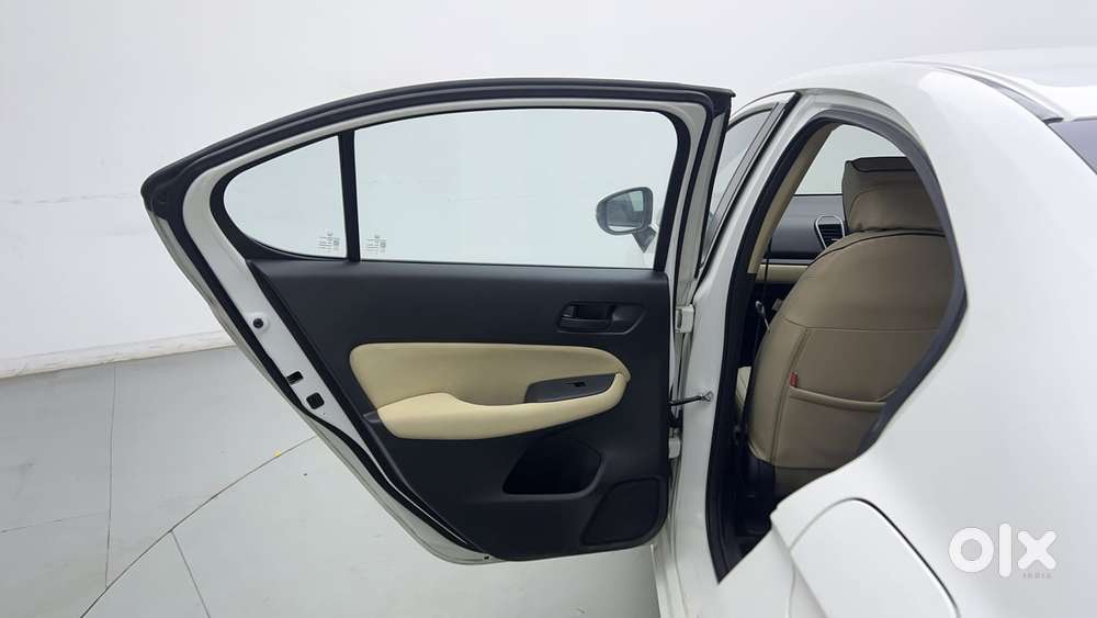 Honda City I-vtec V, 2023, Petrol