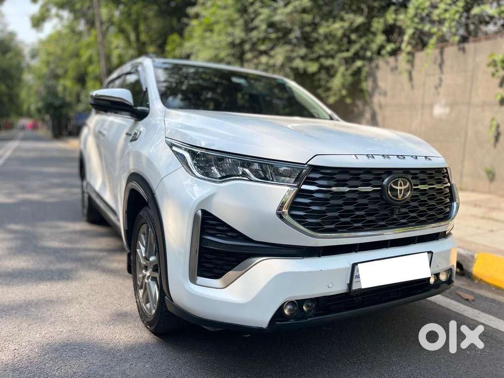 Toyota Innova Hycross 2.0 Zx (o) Hybrid 7 Str, 2024, Petrol