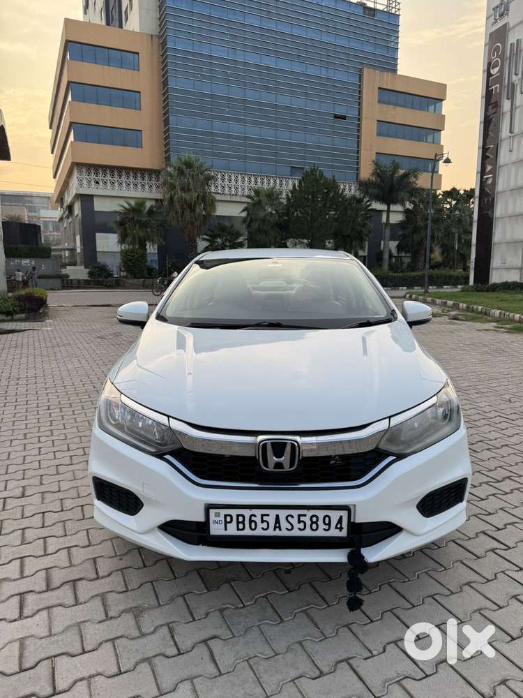 Honda City I-vtec Sv, 2018, Petrol