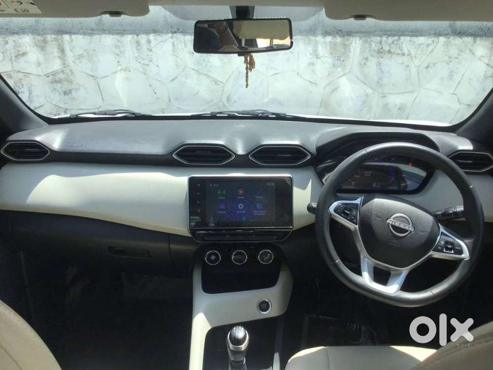 Nissan Magnite 1.0 Xv, 2021, Petrol