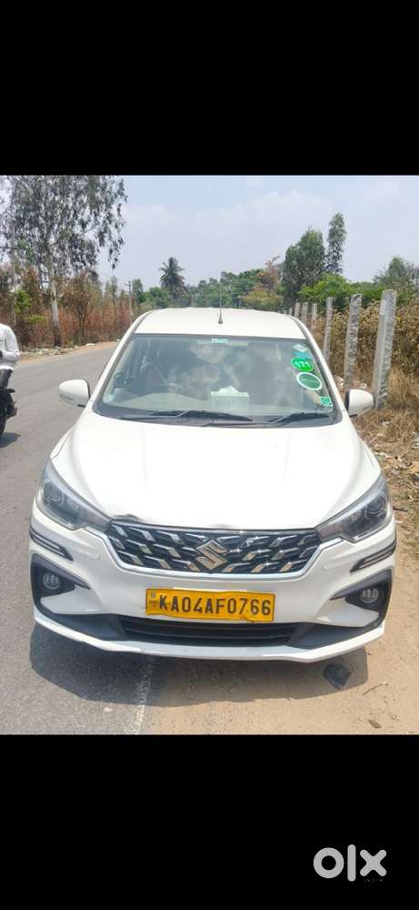 Maruti Ertiga Vxi 2025