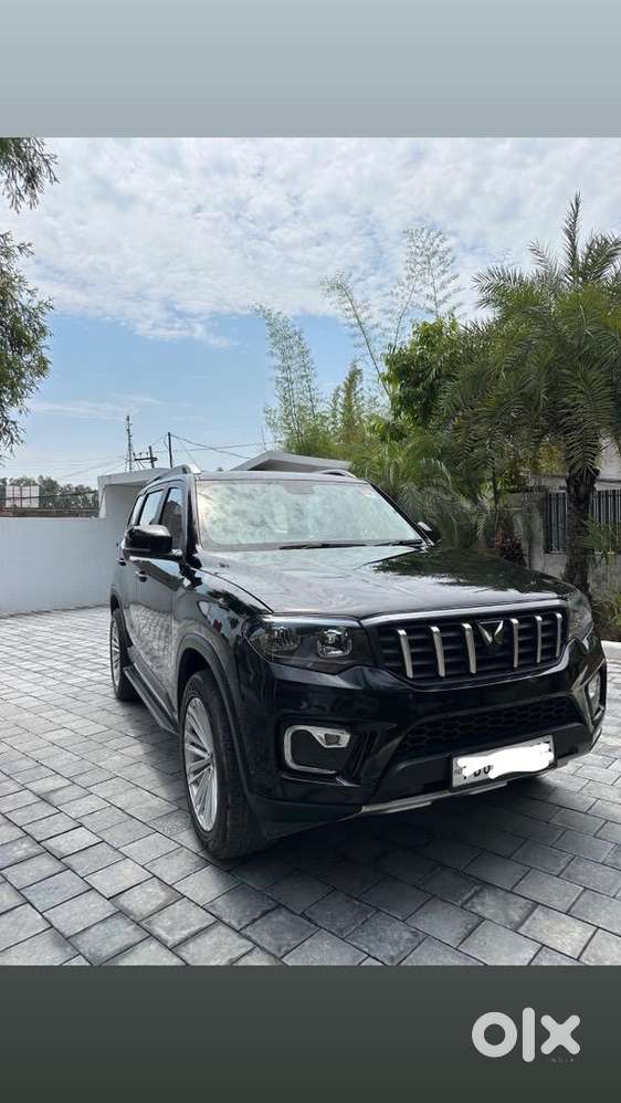 Mahindra Scorpio N Automatic Pb09