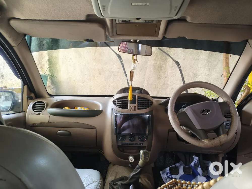 Mahindra Xylo 2010