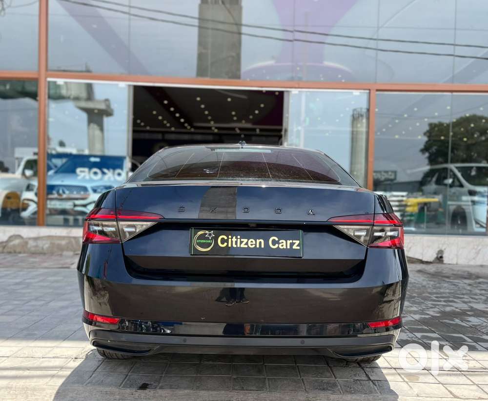 Skoda Superb 2.0 Tsi At L&k, 2021, Petrol
